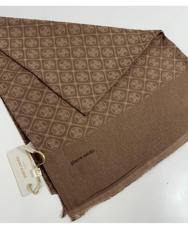 شال زنانه Pierre Cardin Elegans مونوگرام 75 X 190 090700-931 قهوهای روشن شال زنانه Pierre Cardin Elegans مونوگرام 75 X 190 090700-931 قهوهای روشن