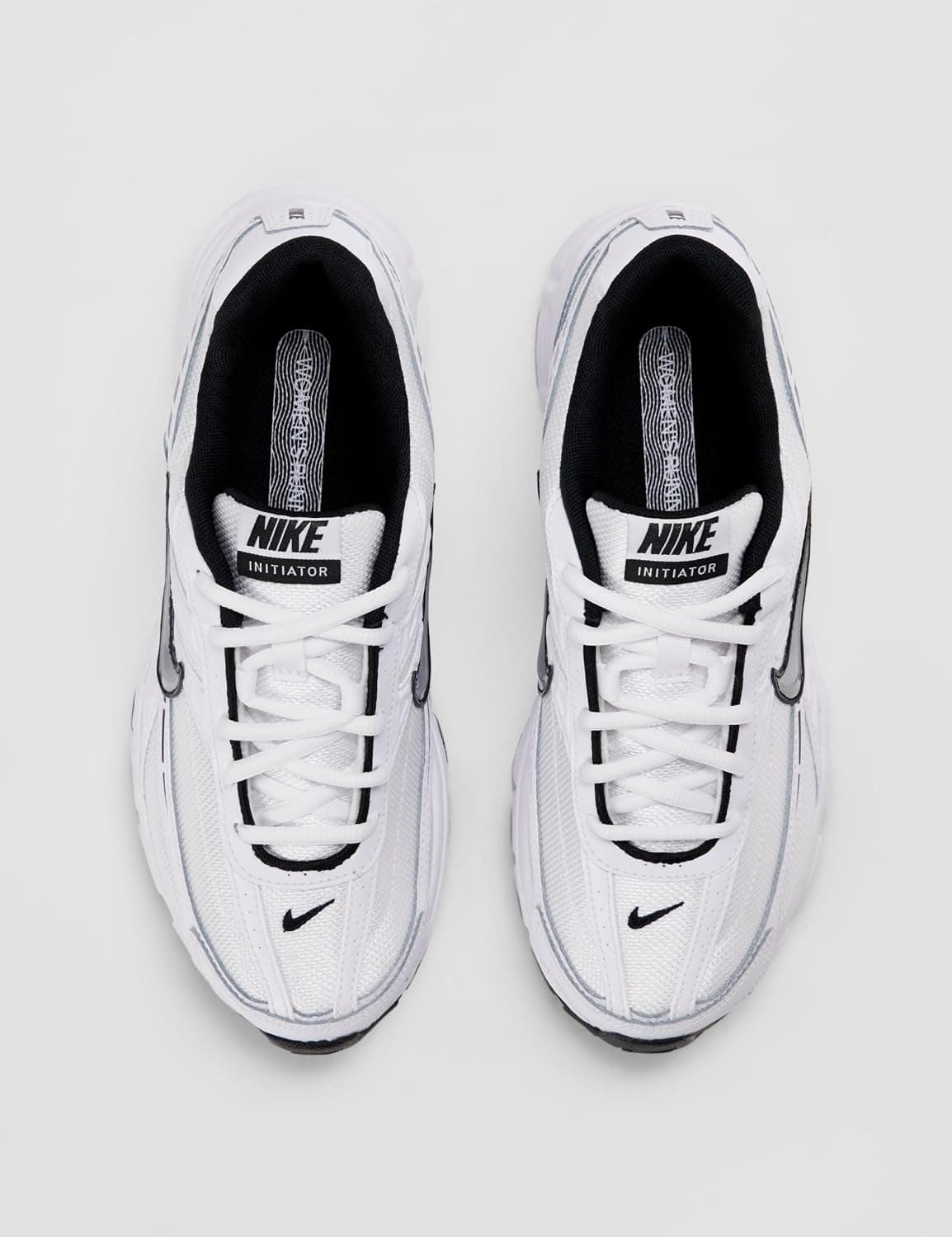 کفش زنانه Nike بندی مدل INITIATOR CN کفش زنانه Nike بندی مدل INITIATOR CN