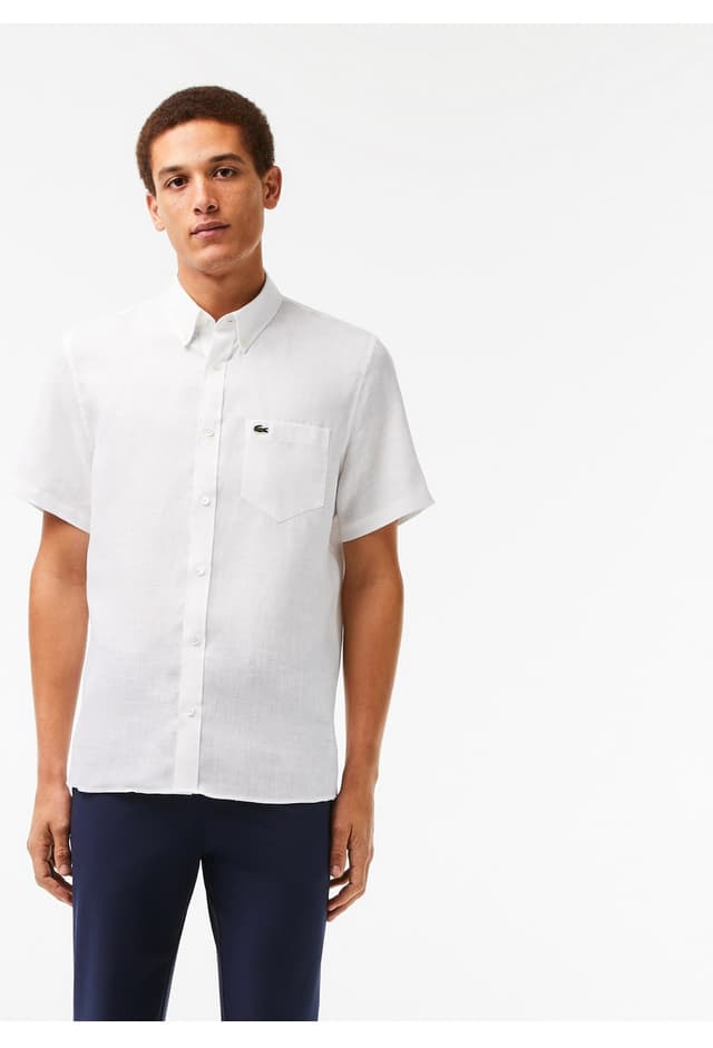 پیراهن مردانه Lacoste آستینکوتاه یقه دکمهدار کتان سفید فیت معمولی پیراهن مردانه Lacoste آستینکوتاه یقه دکمهدار کتان سفید فیت معمولی