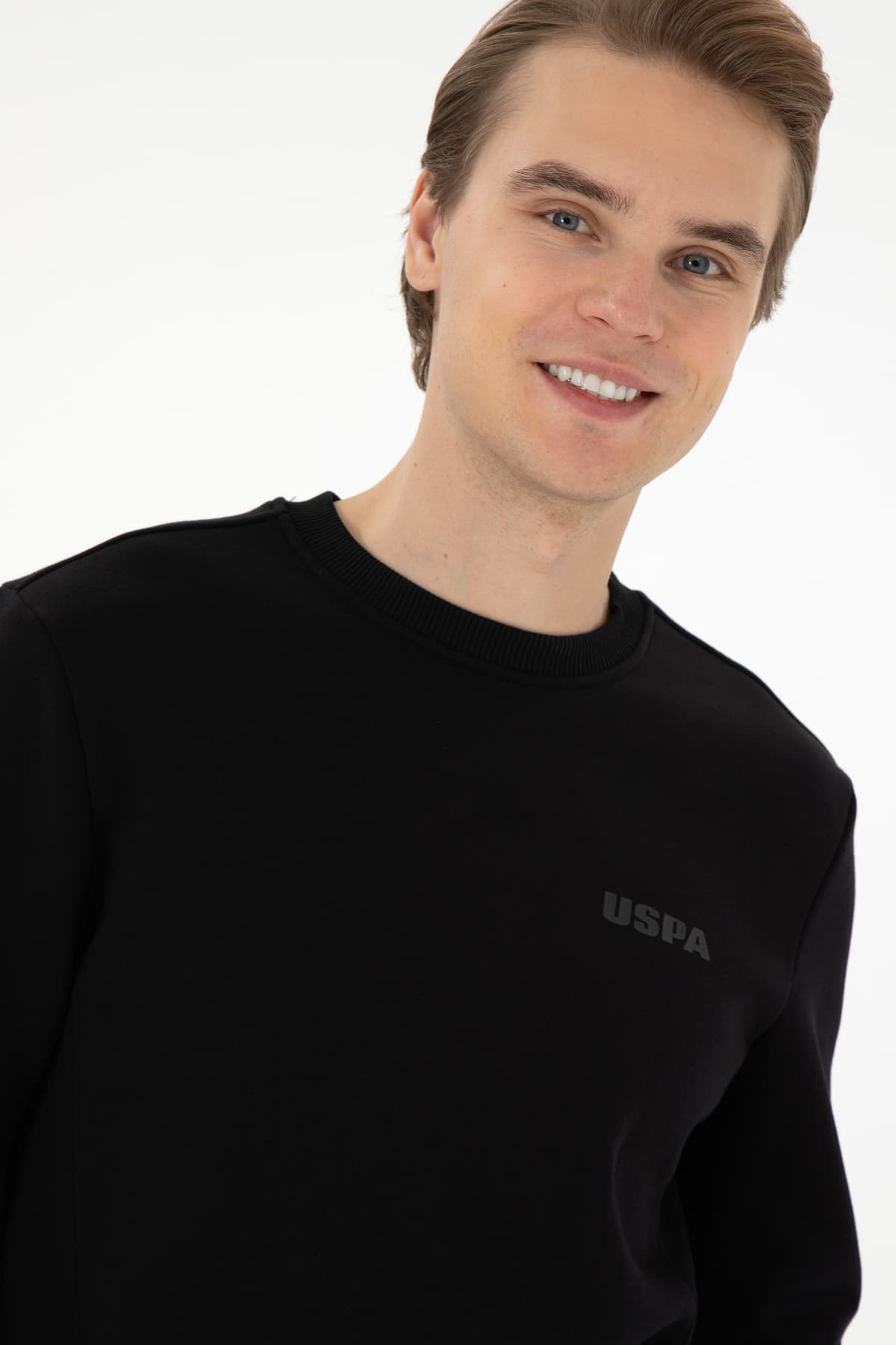 سوئیشرت مردانه U.S. Polo Assn. فیت معمولی یقه گرد مشکی مدل 50292362-VR046 سوئیشرت مردانه U.S. Polo Assn. فیت معمولی یقه گرد مشکی مدل 50292362-VR046