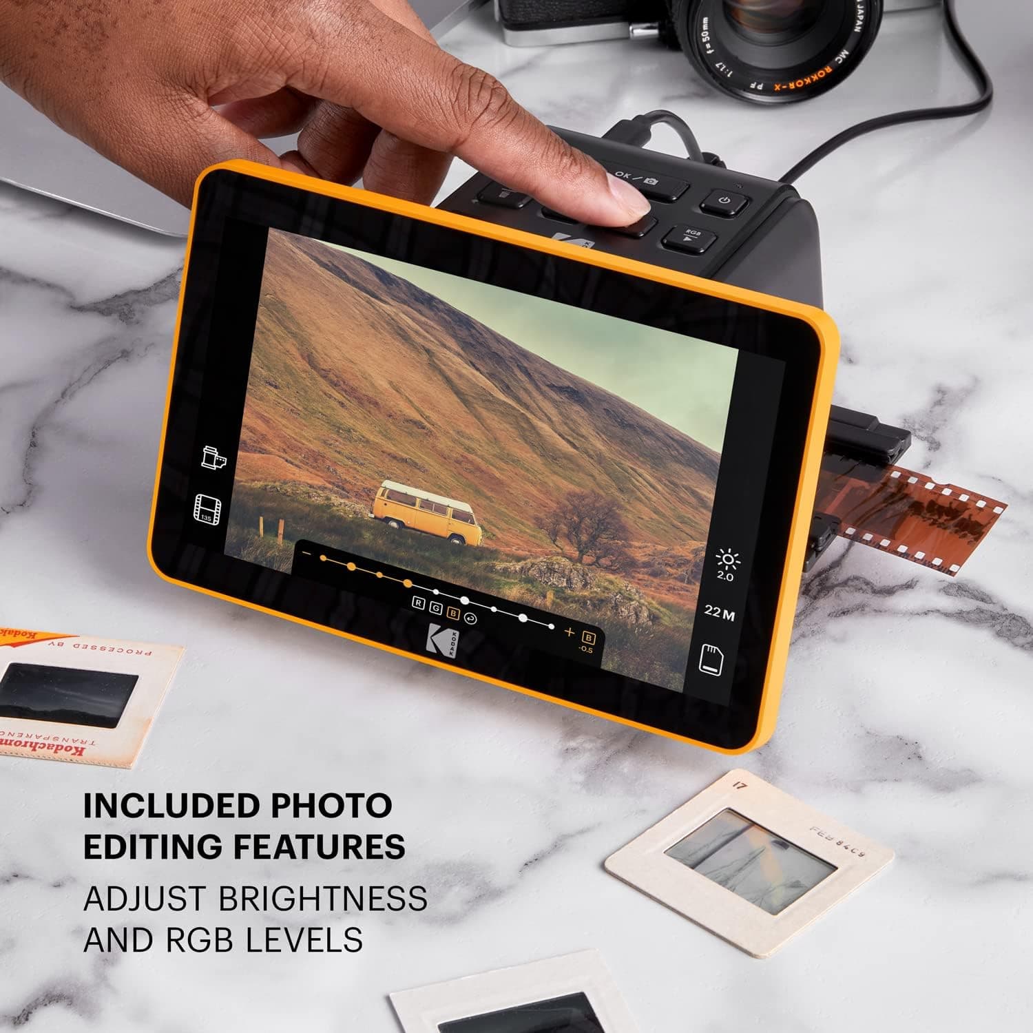 اسکنر فیلم دیجیتال Kodak Slide N Scan با صفحه نمایش 7 اینچی اسکنر فیلم دیجیتال Kodak Slide N Scan با صفحه نمایش 7 اینچی