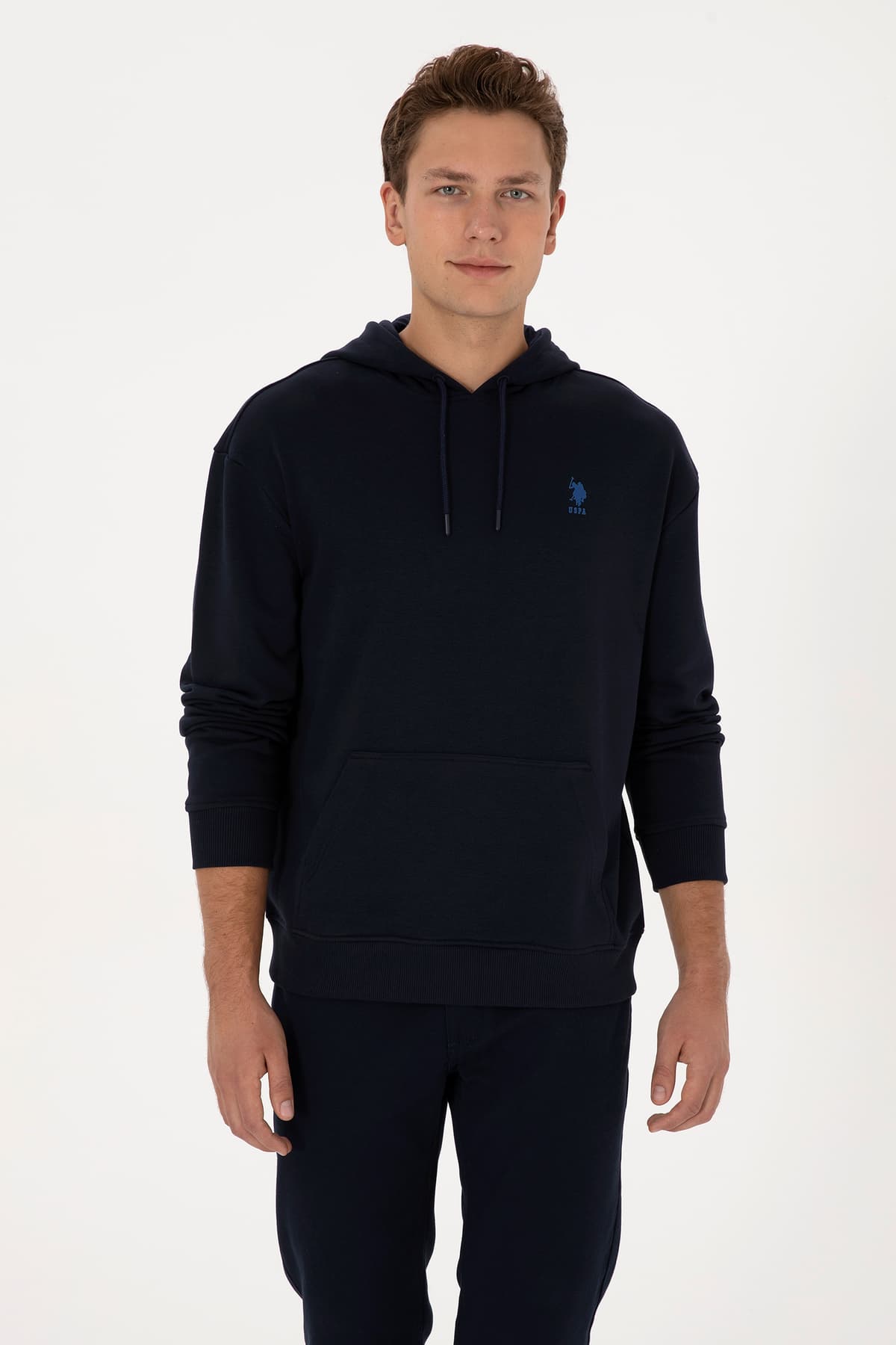 سوئیشرت مردانه U.S. Polo Assn. با کلاه فیت کامفورت سرمهای مدل 50313746-VR033 سوئیشرت مردانه U.S. Polo Assn. با کلاه فیت کامفورت سرمهای مدل 50313746-VR033