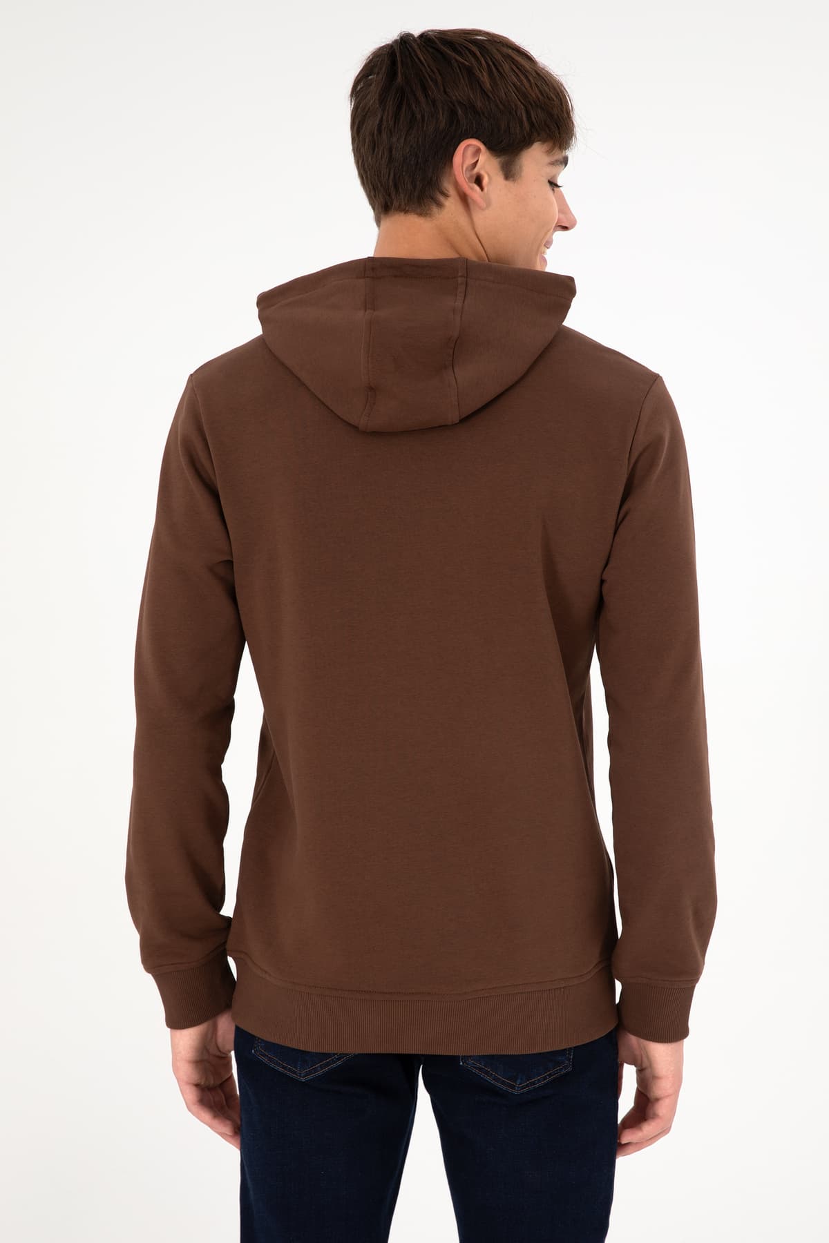 سویشرت کلاهدار مردانه U.S. Polo Assn. فیت معمولی قهوهای مدل 50295175-VR029 سویشرت کلاهدار مردانه U.S. Polo Assn. فیت معمولی قهوهای مدل 50295175-VR029
