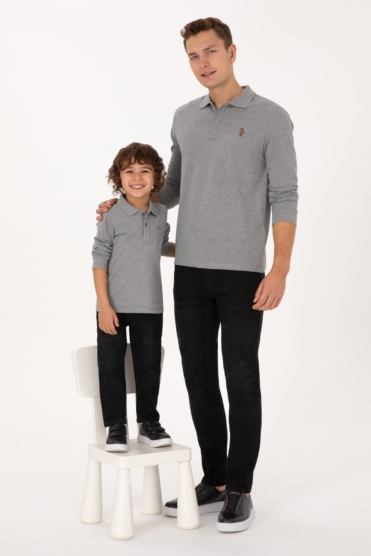 سوئیشرت مردانه U.S. Polo Assn. فیت معمولی یقه پولو خاکستری ملانژ مدل 50313772-VR086 سوئیشرت مردانه U.S. Polo Assn. فیت معمولی یقه پولو خاکستری ملانژ مدل 50313772-VR086