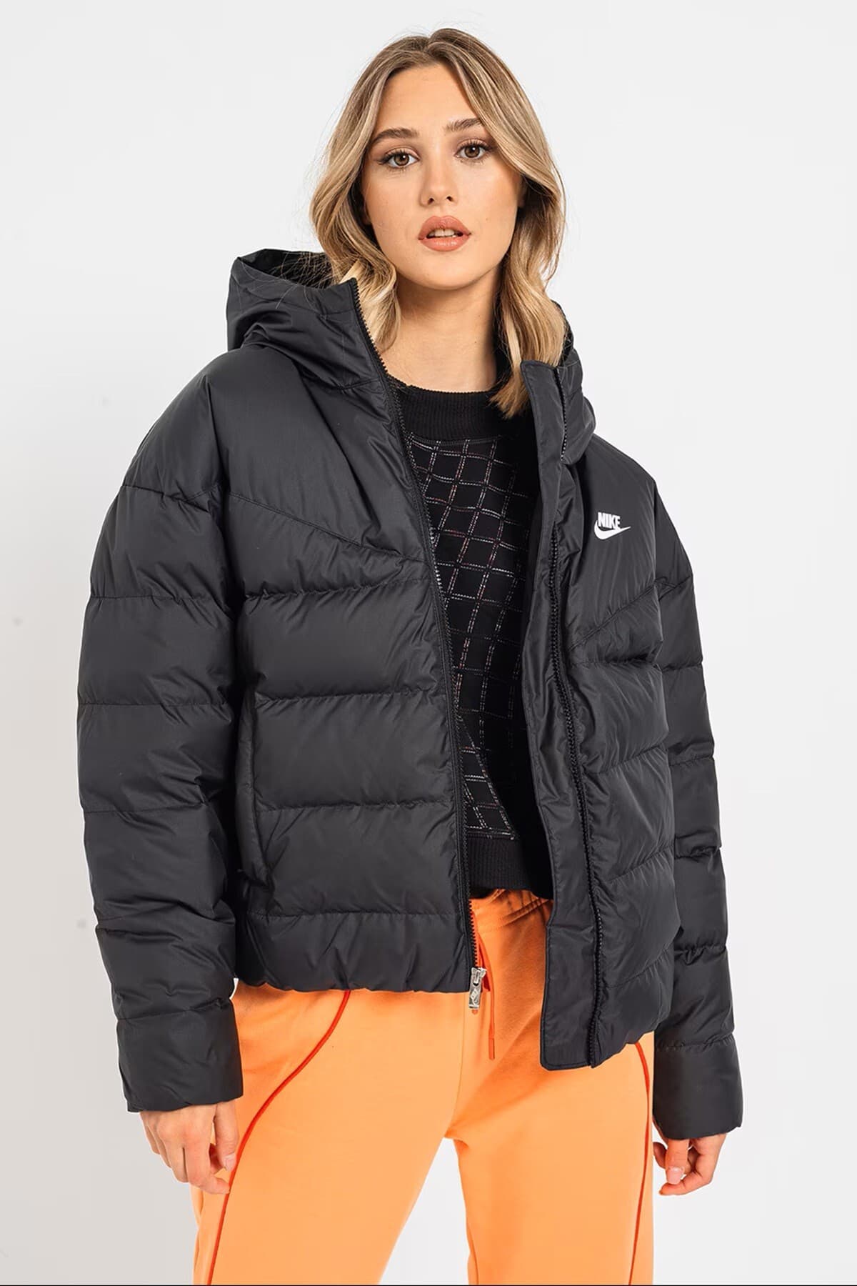 کاپشن زنانه Nike پر غاز کلاهدار Storm Fit Loose Fit مشکی کاپشن زنانه Nike پر غاز کلاهدار Storm Fit Loose Fit مشکی