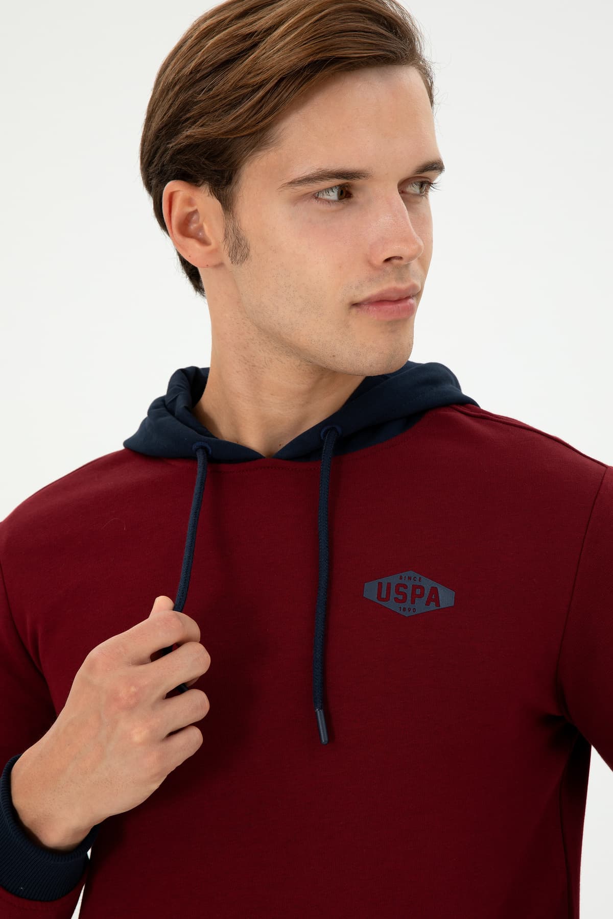 سوئیشرت مردانه U.S. Polo Assn. بوردو مدل 50293440-VR014 سوئیشرت مردانه U.S. Polo Assn. بوردو مدل 50293440-VR014