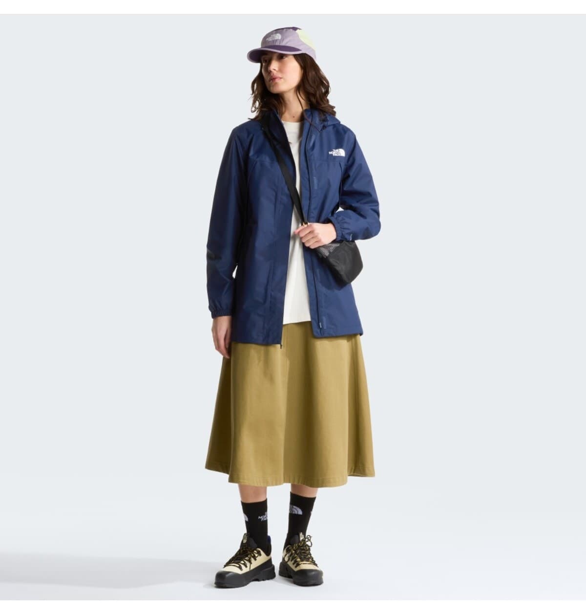 پارکا بارانی زنانه The North Face Antora مدل NF0A8BKC8K21 پارکا بارانی زنانه The North Face Antora مدل NF0A8BKC8K21