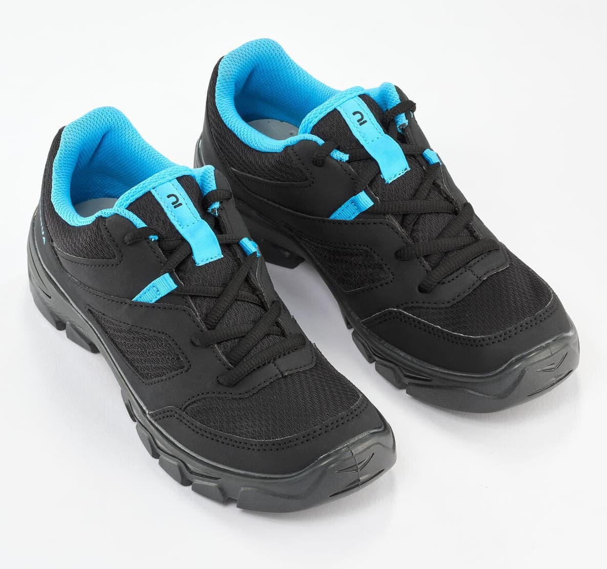 کفش اوتدور بچگانه Decathlon Quechua مشکی مدل NH100 کفش اوتدور بچگانه Decathlon Quechua مشکی مدل NH100