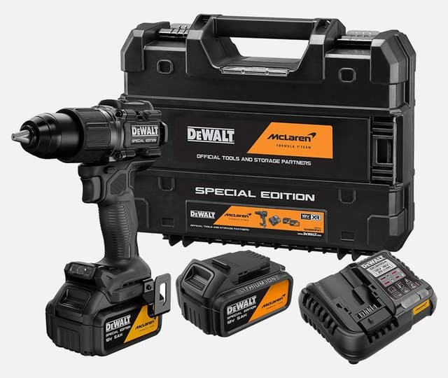 دریل چکشی حرفهای Dewalt دو باتری 18 Volt 5.0Ah مدل DCD86MP2T دریل چکشی حرفهای Dewalt دو باتری 18 Volt 5.0Ah مدل DCD86MP2T
