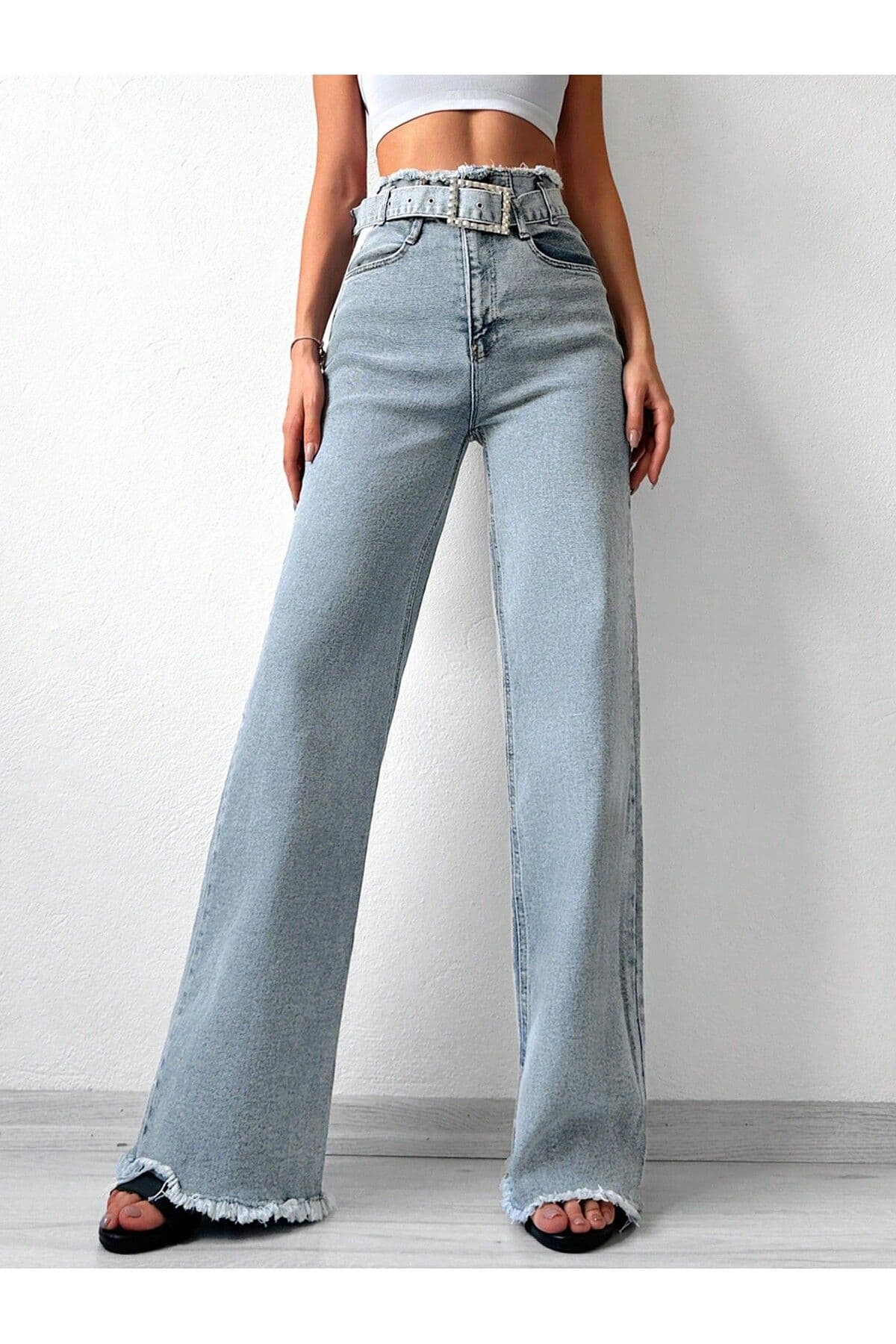 شلوار جین پالازو زنانه Swet Shop Jeans فاقبلند کمردار با ریشریشکاری کمر و دمپا آبی سنگشور برفی شلوار جین پالازو زنانه Swet Shop Jeans فاقبلند کمردار با ریشریشکاری کمر و دمپا آبی سنگشور برفی