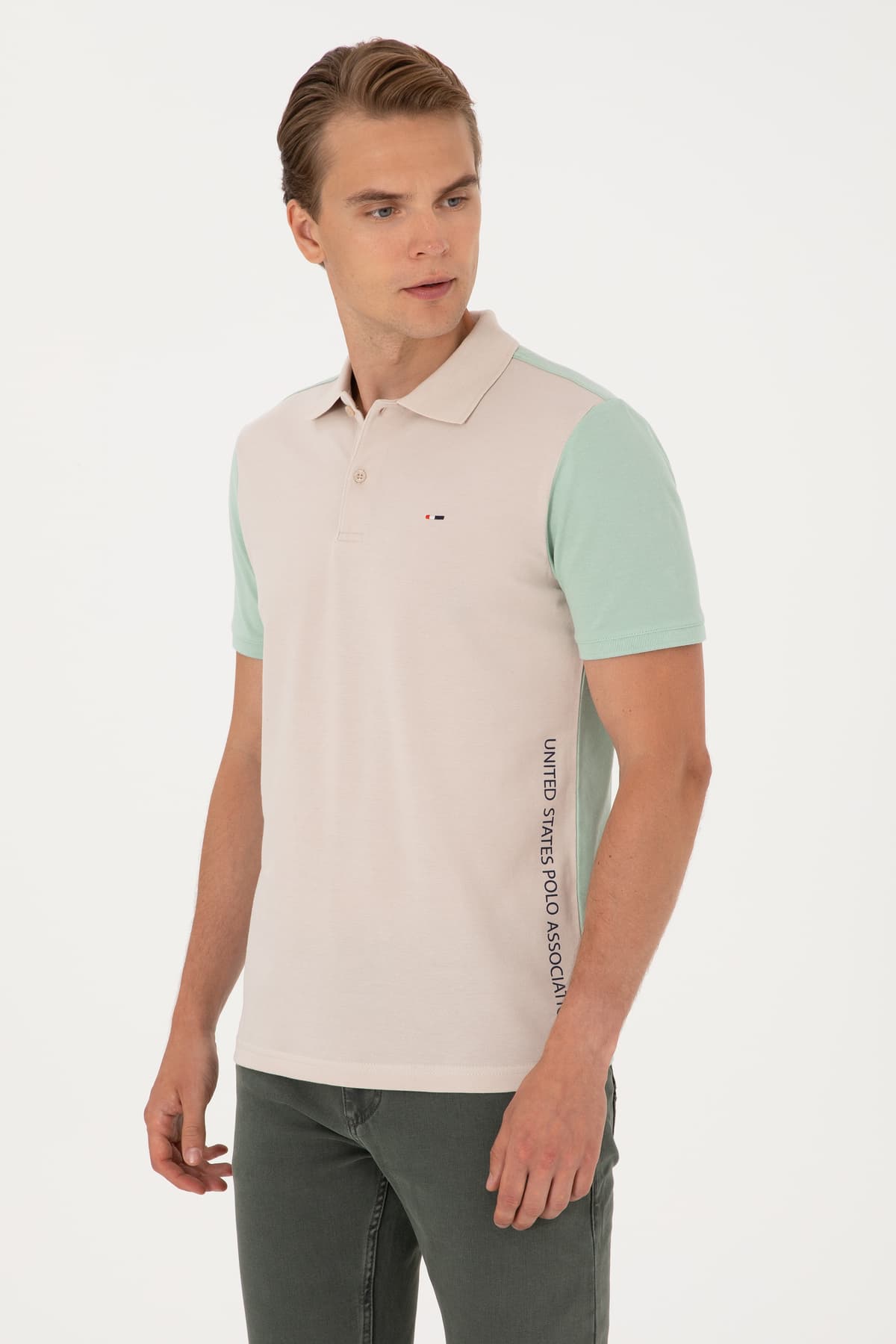 تیشرت مردانه U.S. Polo Assn. فیت معمولی یقه پولو سبز آبی مدل 50306790-VR048 تیشرت مردانه U.S. Polo Assn. فیت معمولی یقه پولو سبز آبی مدل 50306790-VR048