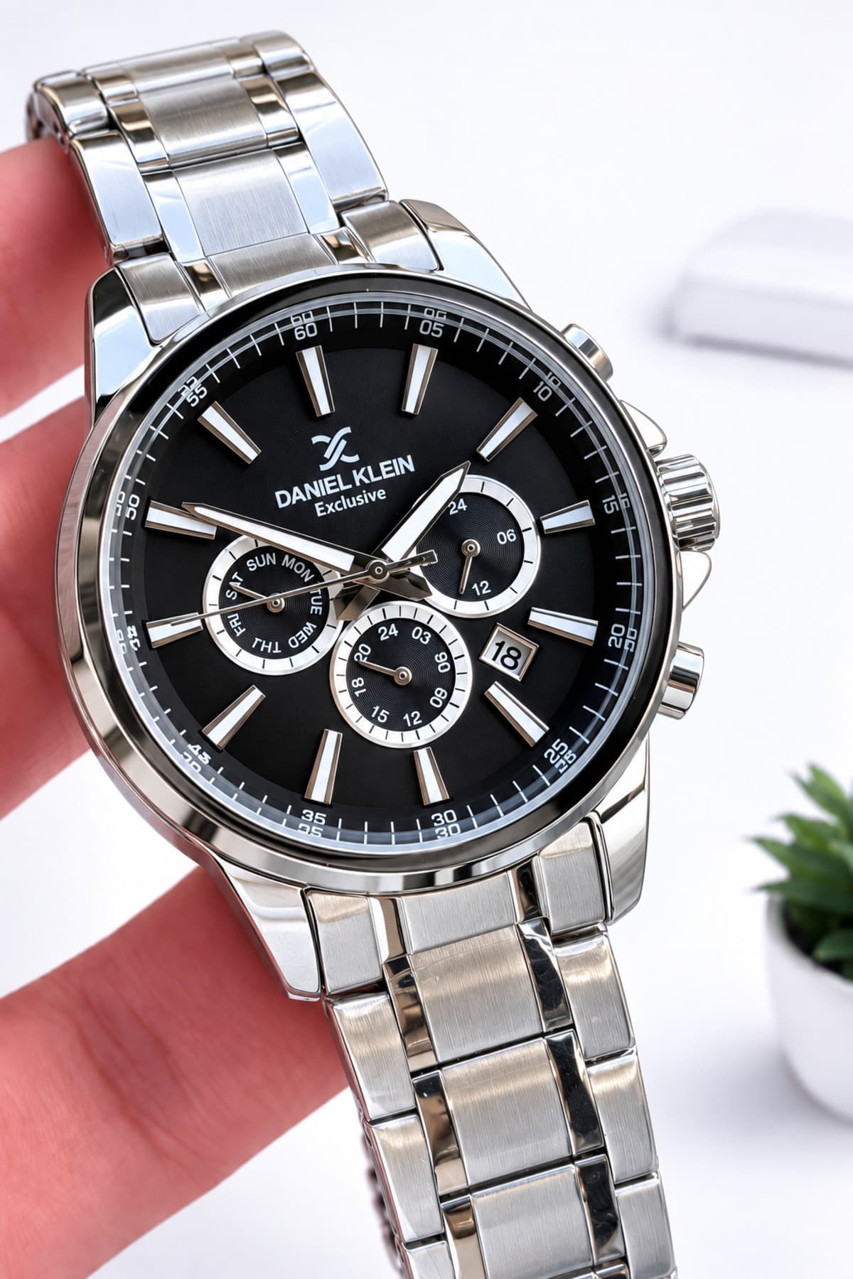 ساعت مچی مردانه Daniel Klein با بند فولادی ضدآب 30 متر ساعت مچی مردانه Daniel Klein با بند فولادی ضدآب 30 متر