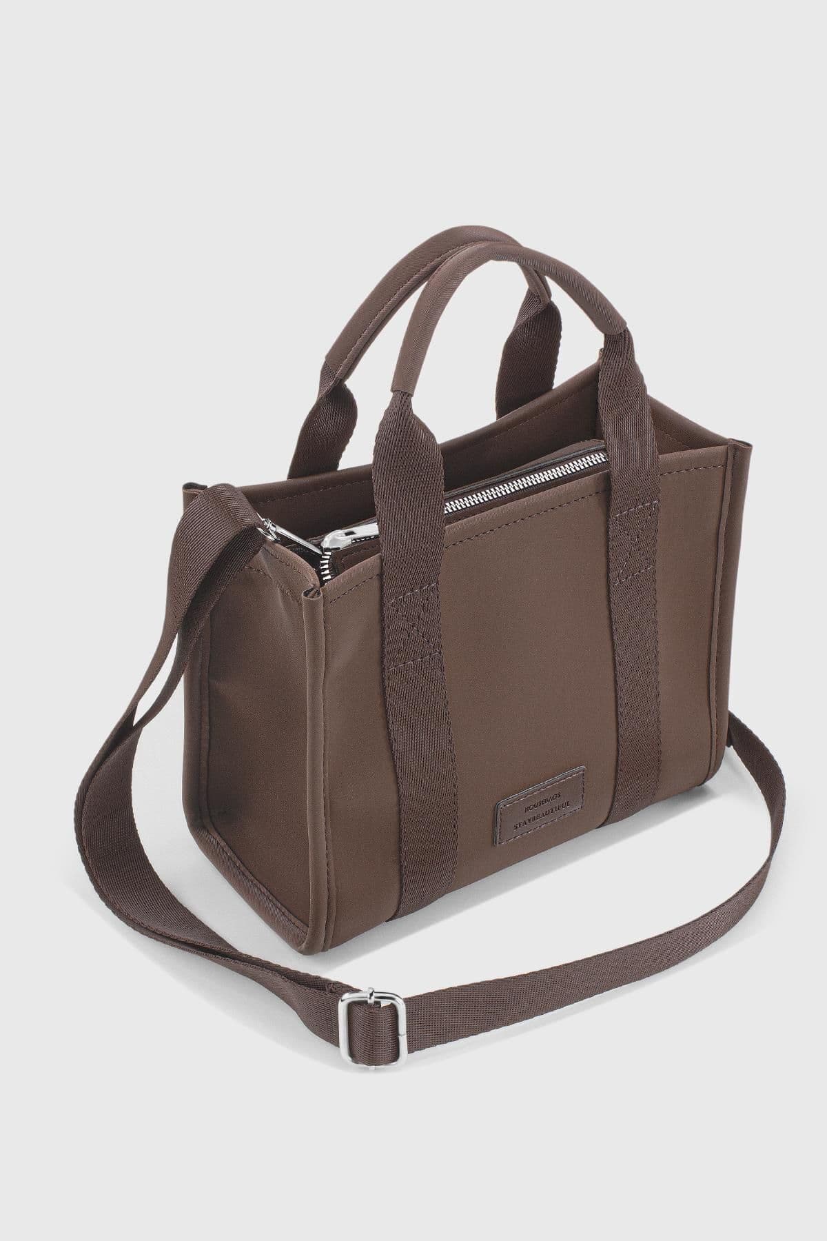 کیف توت زنانه Housebags قهوهای مقاوم در برابر آب مدل 245 کیف توت زنانه Housebags قهوهای مقاوم در برابر آب مدل 245