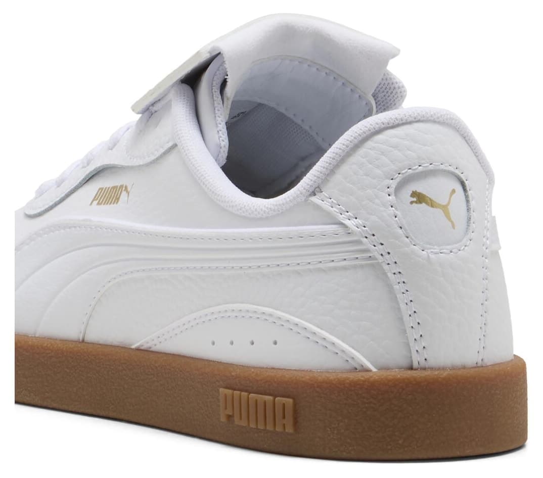 بوت کوتاه زنانه Puma سفید مدل Shuffle سایز 37 بوت کوتاه زنانه Puma سفید مدل Shuffle سایز 37