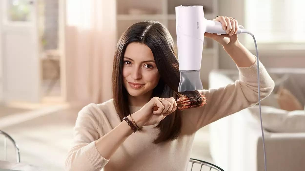 سشوار Philips سری 5000 با فناوری ThermoShield ۲۱۰۰ وات مدل BHD500/00 سشوار Philips سری 5000 با فناوری ThermoShield ۲۱۰۰ وات مدل BHD500/00
