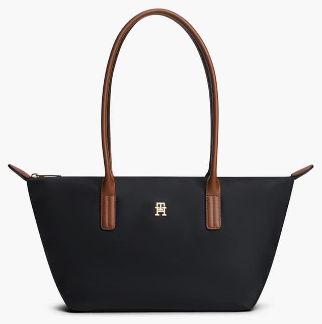 کیف دوشی زنانه Tommy Hilfiger مشکی با لوگوی فلزی TH و زیپدار کیف دوشی زنانه Tommy Hilfiger مشکی با لوگوی فلزی TH و زیپدار
