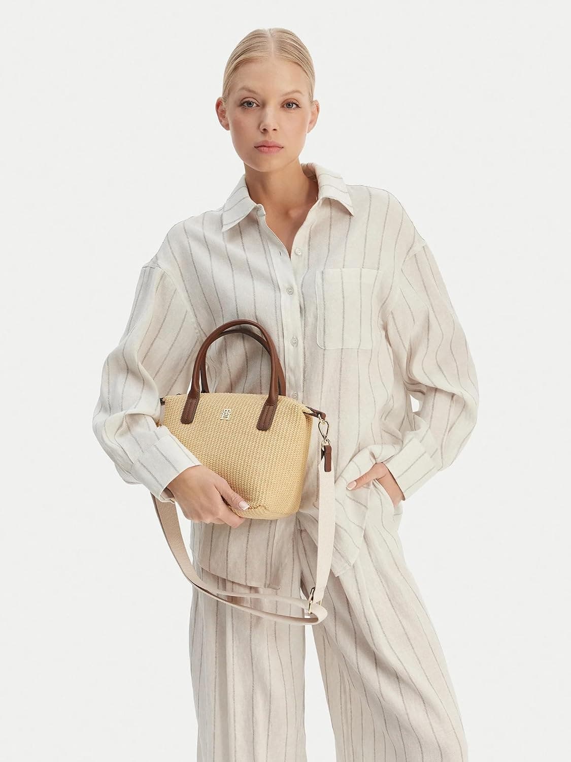 کیف دستی و دوشی Tommy Hilfiger Popette Mini Tote از رافیا طبیعی کیف دستی و دوشی Tommy Hilfiger Popette Mini Tote از رافیا طبیعی