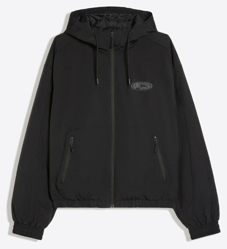 کاپشن تکنیکی مردانه Bershka با کلاه کاپشن تکنیکی مردانه Bershka با کلاه