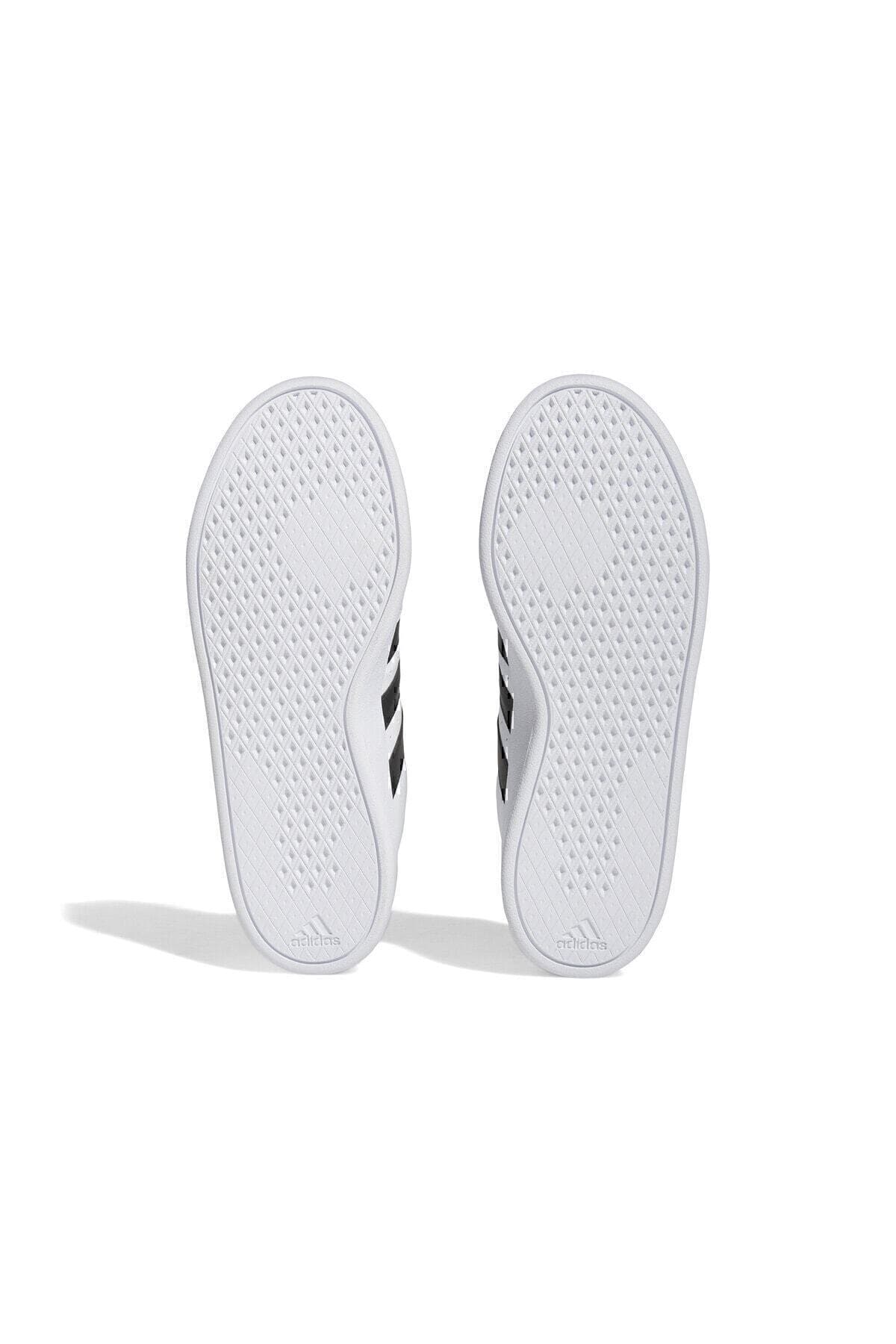 کفش روزمره مردانه adidas سفید مدل Hp9426 کفش روزمره مردانه adidas سفید مدل Hp9426