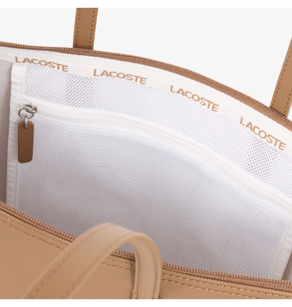 کیف دوشی زنانه Lacoste Large قهوهای تیره مدل L.12.12 کیف دوشی زنانه Lacoste Large قهوهای تیره مدل L.12.12