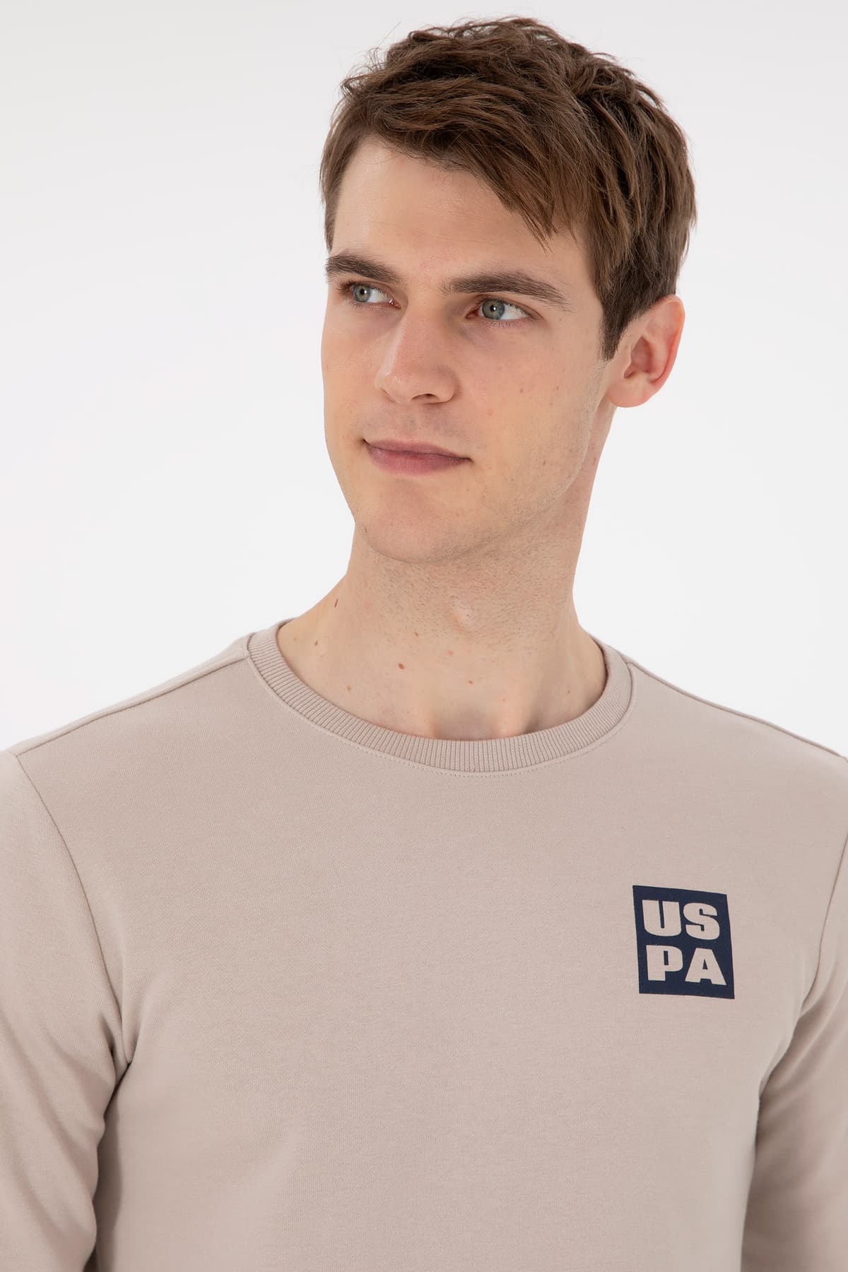 سوئیشرت مردانه U.S. Polo Assn. فیت معمولی یقه گرد سنگی مدل 50293456-VR049 سوئیشرت مردانه U.S. Polo Assn. فیت معمولی یقه گرد سنگی مدل 50293456-VR049