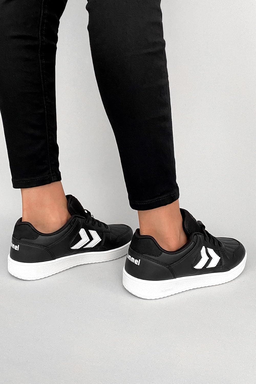 کفش ورزشی یونیسکس Hummel Court 1990 مدل 900828-2001 کفش ورزشی یونیسکس Hummel Court 1990 مدل 900828-2001