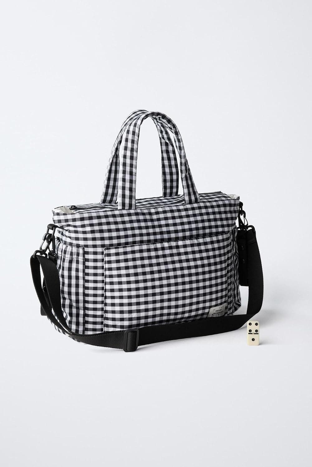 کیف لوازم نوزاد Zara چهارخانه مشکی مدل Z3k:famıly Bag کیف لوازم نوزاد Zara چهارخانه مشکی مدل Z3k:famıly Bag