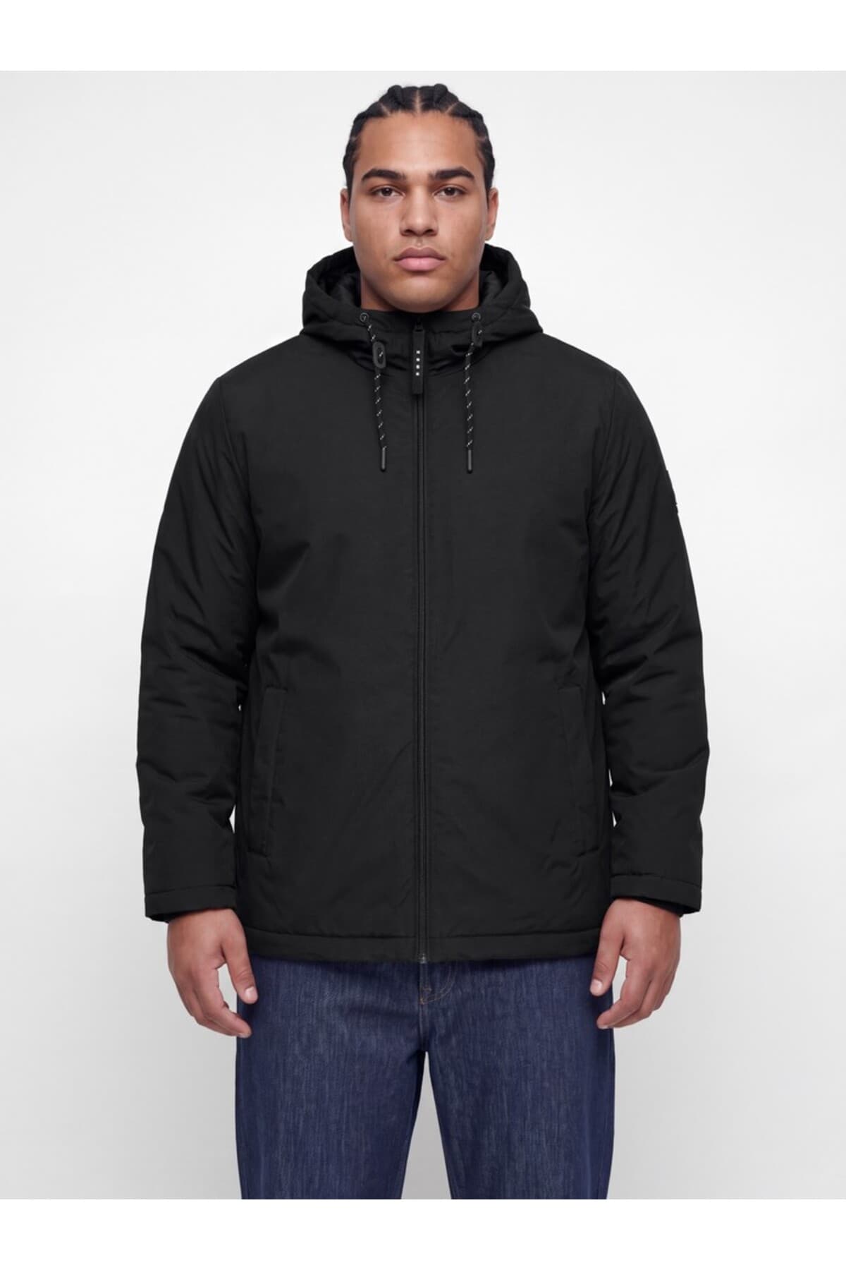 مونت مردانه Jack & Jones مشکی سایز بزرگ مدل Jcofusion Lock Jacket مونت مردانه Jack & Jones مشکی سایز بزرگ مدل Jcofusion Lock Jacket