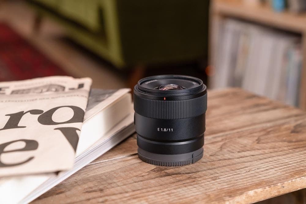 لنز پرایم Sony زاویهباز E 11mm F1.8 APS-C مشکی مدل SEL11F18 لنز پرایم Sony زاویهباز E 11mm F1.8 APS-C مشکی مدل SEL11F18