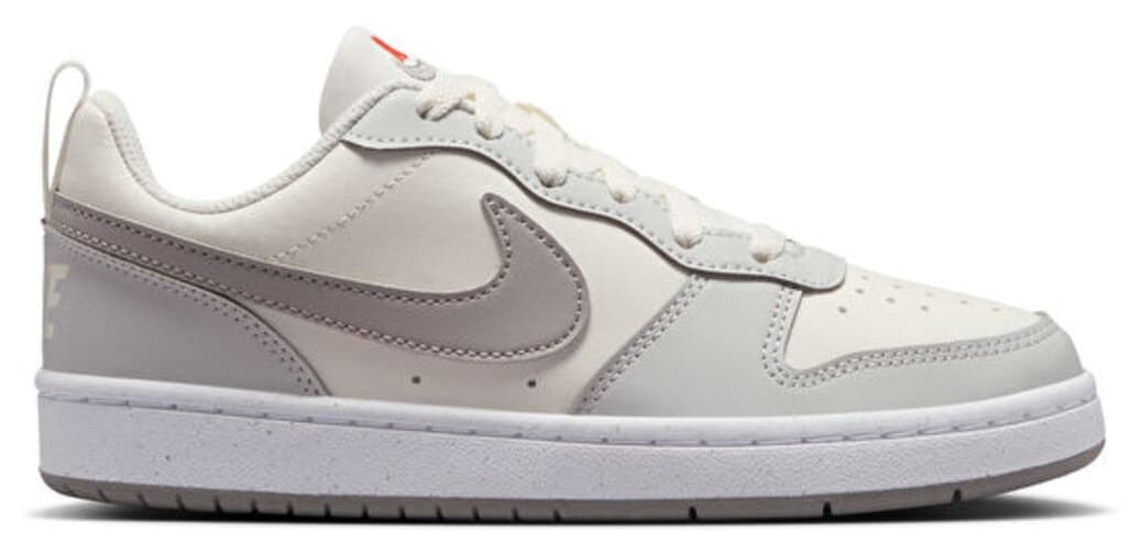 کفش ورزشی روزمره نوجوانه Nike Court Borough Low Recraft مدل DV5456-600 DV5456-127 کفش ورزشی روزمره نوجوانه Nike Court Borough Low Recraft مدل DV5456-600 DV5456-127