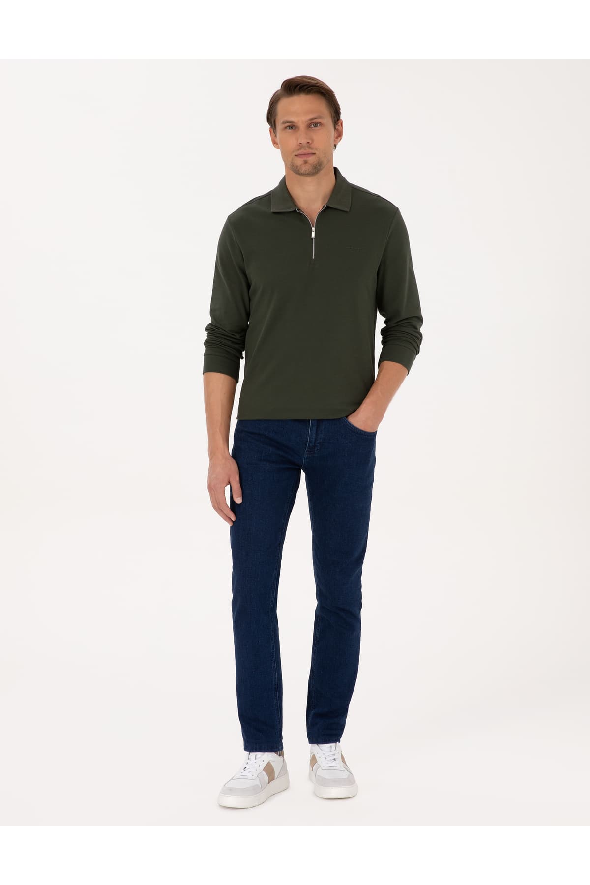 سوئیشرت مردانه Pierre Cardin اسلیم فیت سبز تیره یقه پولو زیپدار Basic Pike مدل 50314046-VR079 سوئیشرت مردانه Pierre Cardin اسلیم فیت سبز تیره یقه پولو زیپدار Basic Pike مدل 50314046-VR079