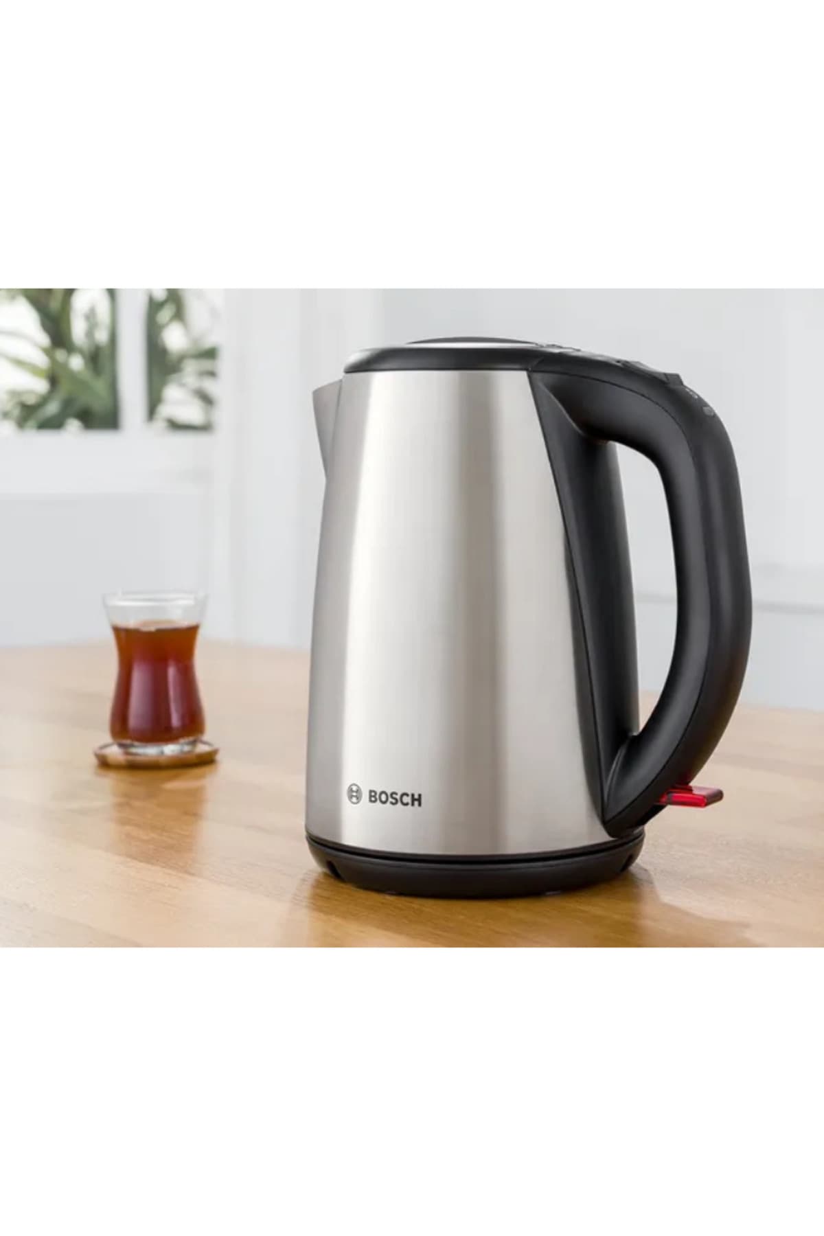 چایساز Bosch استیل ضدزنگ با قوری شیشهای مدل TTA5603 چایساز Bosch استیل ضدزنگ با قوری شیشهای مدل TTA5603