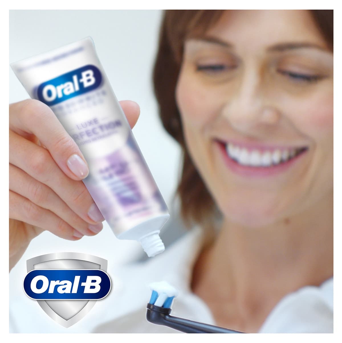 خمیر دندان Oral-B Pro 3D White Advanced Luxe Perfection 75 ml x 3 خمیر دندان Oral-B Pro 3D White Advanced Luxe Perfection 75 ml x 3