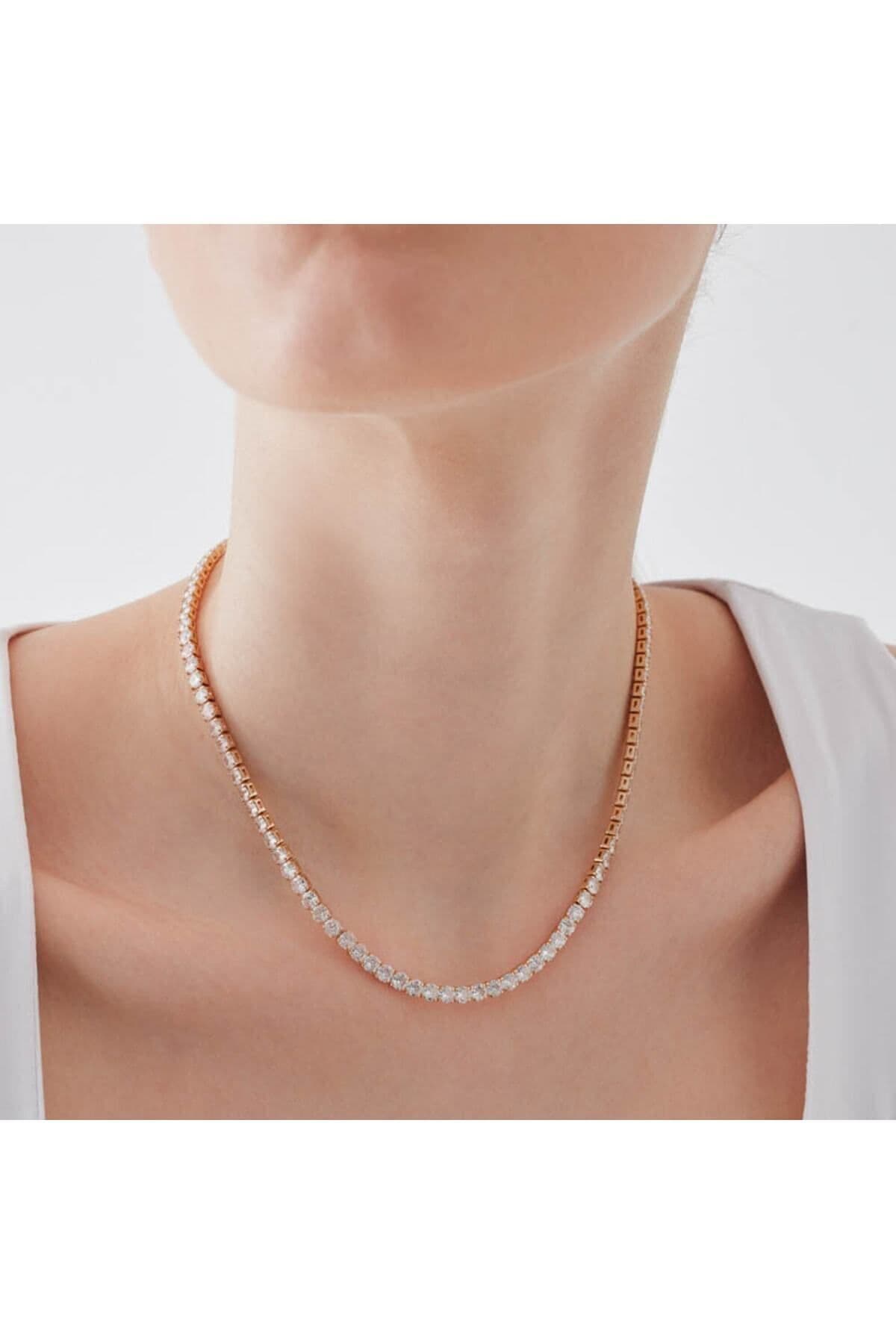 گردنبند Merano Design ردیفی سفید 4mm گردنبند Merano Design ردیفی سفید 4mm