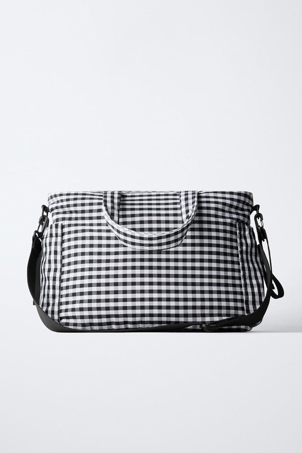 کیف لوازم نوزاد Zara چهارخانه مشکی مدل Z3k:famıly Bag کیف لوازم نوزاد Zara چهارخانه مشکی مدل Z3k:famıly Bag
