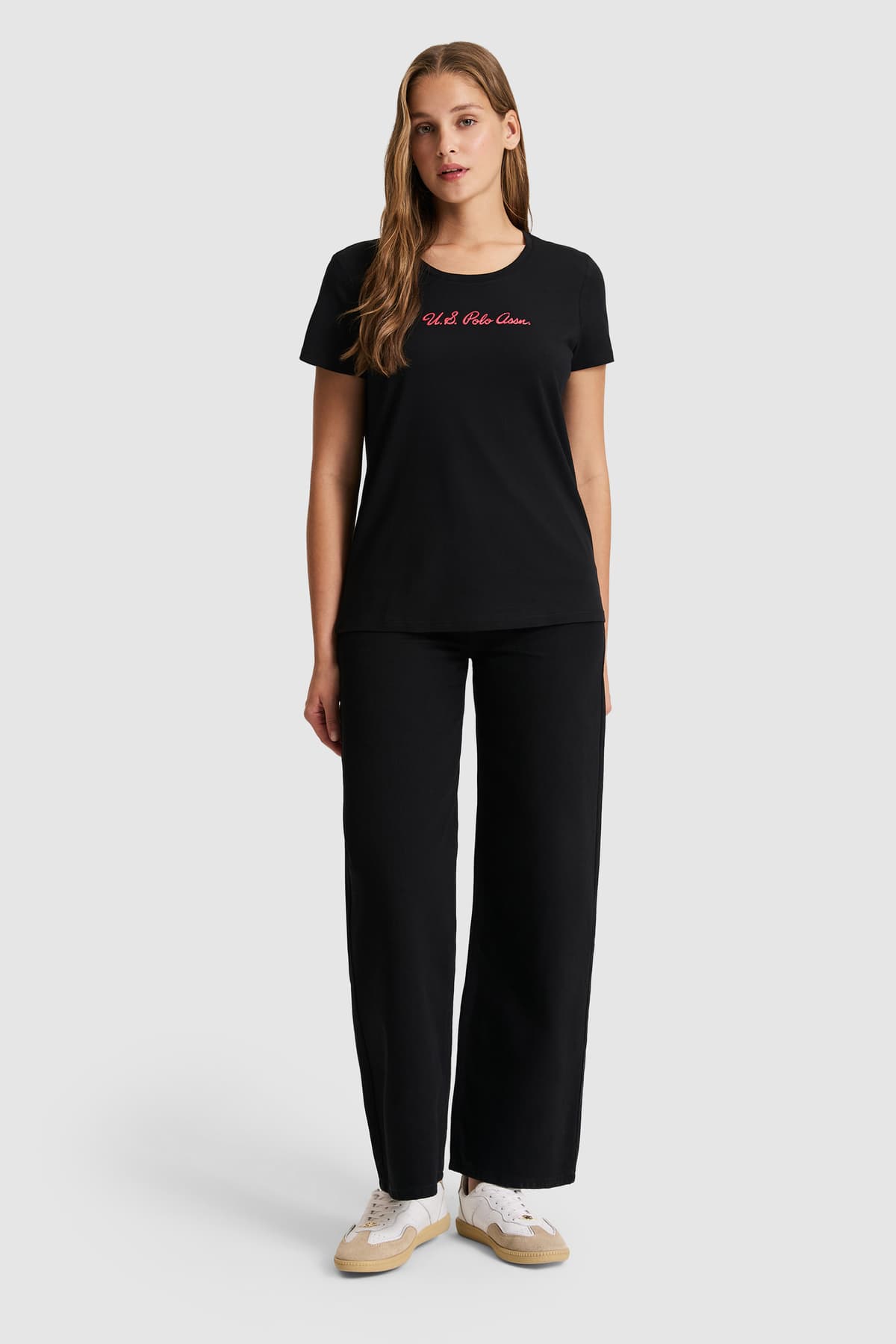 تیشرت زنانه U.S. Polo Assn. مشکی یقه گرد ساده مدل 50323450-VR046 تیشرت زنانه U.S. Polo Assn. مشکی یقه گرد ساده مدل 50323450-VR046
