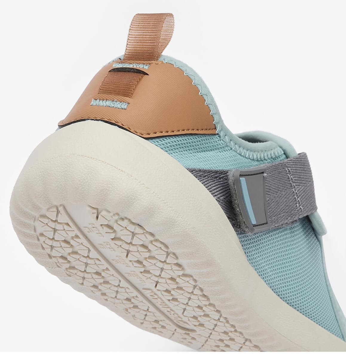کفش دریایی زنانه Decathlon Aquashoes Adjust کفش دریایی زنانه Decathlon Aquashoes Adjust
