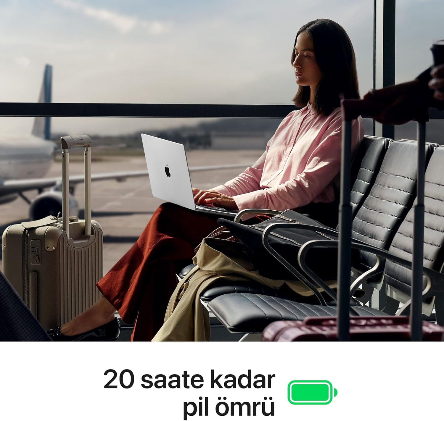 لپتاپ Apple MacBook Pro چیپ M5 Max 14.2 اینچ 36GB 2TB SSD نقرهای لپتاپ Apple MacBook Pro چیپ M5 Max 14.2 اینچ 36GB 2TB SSD نقرهای