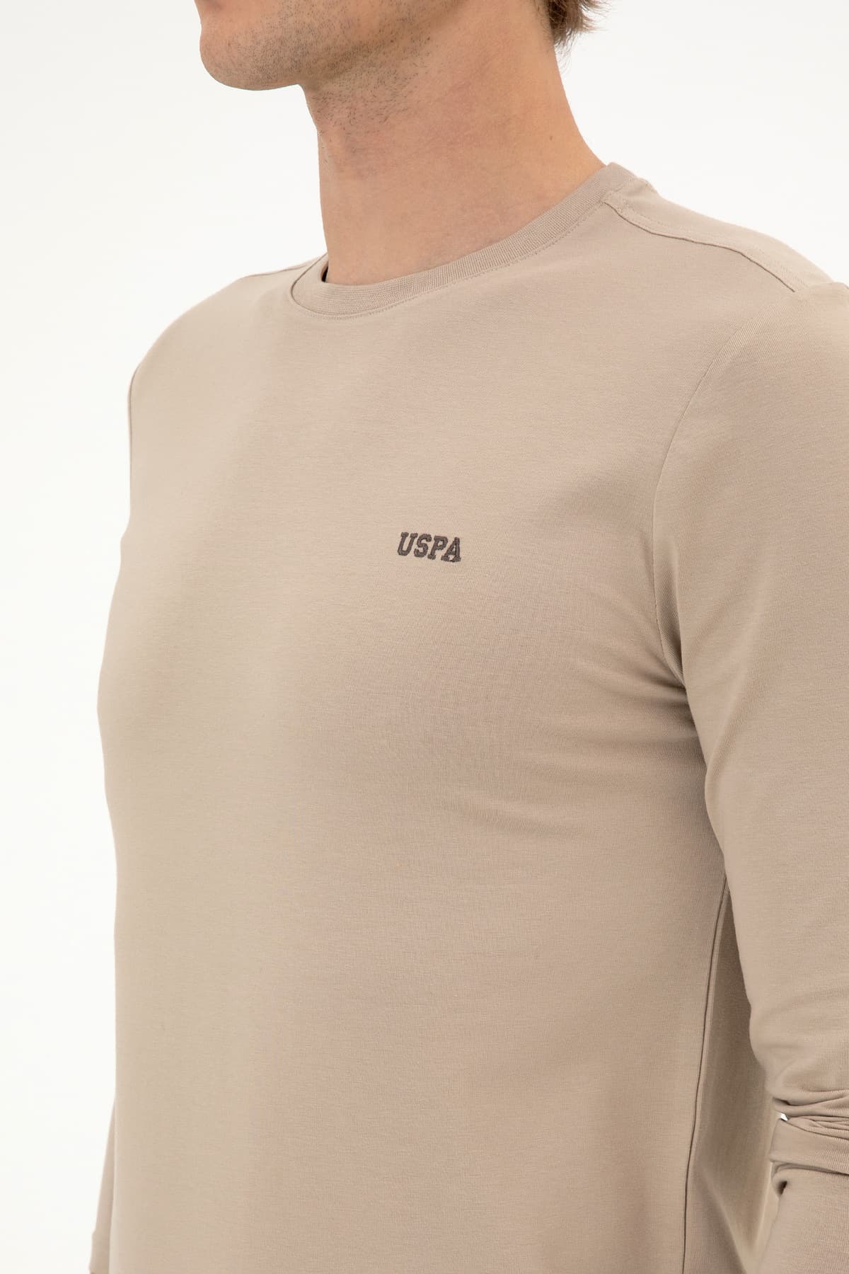سوئیشرت مردانه U.S. Polo Assn. اسلیم فیت یقه گرد بژ تیره Süprem Basic 50313744-VR088 سوئیشرت مردانه U.S. Polo Assn. اسلیم فیت یقه گرد بژ تیره Süprem Basic 50313744-VR088