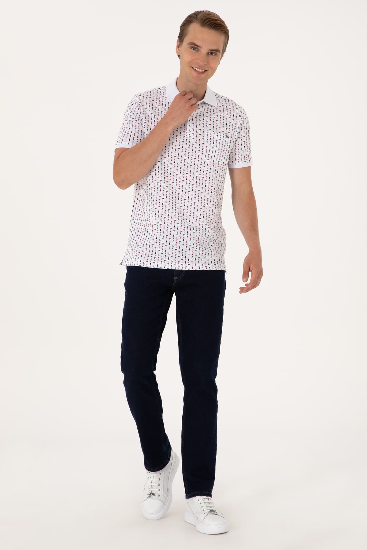 تیشرت مردانه U.S. Polo Assn. فیت معمولی سفید یقه پولو مدل 50299637-VR013 تیشرت مردانه U.S. Polo Assn. فیت معمولی سفید یقه پولو مدل 50299637-VR013