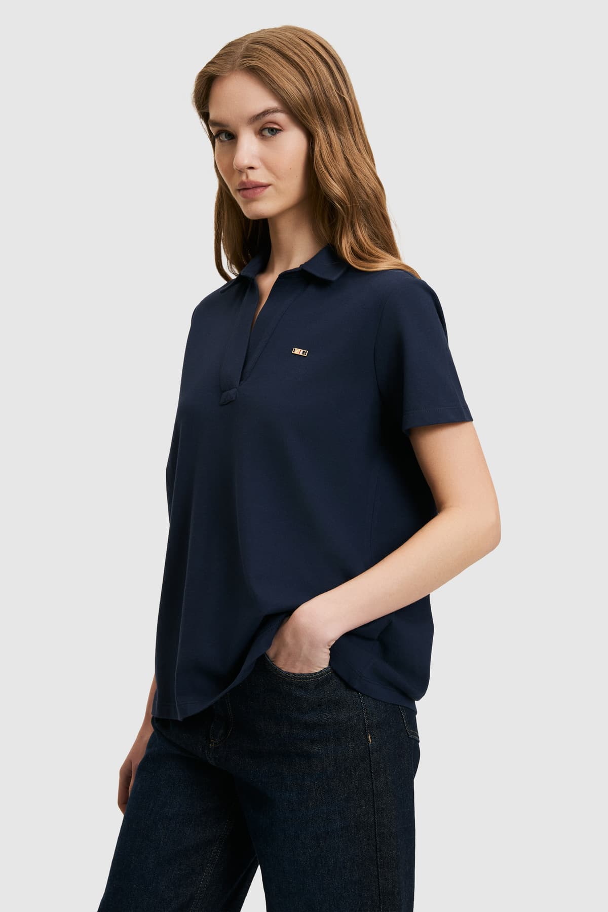 تیشرت زنانه U.S. Polo Assn. یقه پولو سرمهای ساده مدل 50323447-VR033 تیشرت زنانه U.S. Polo Assn. یقه پولو سرمهای ساده مدل 50323447-VR033