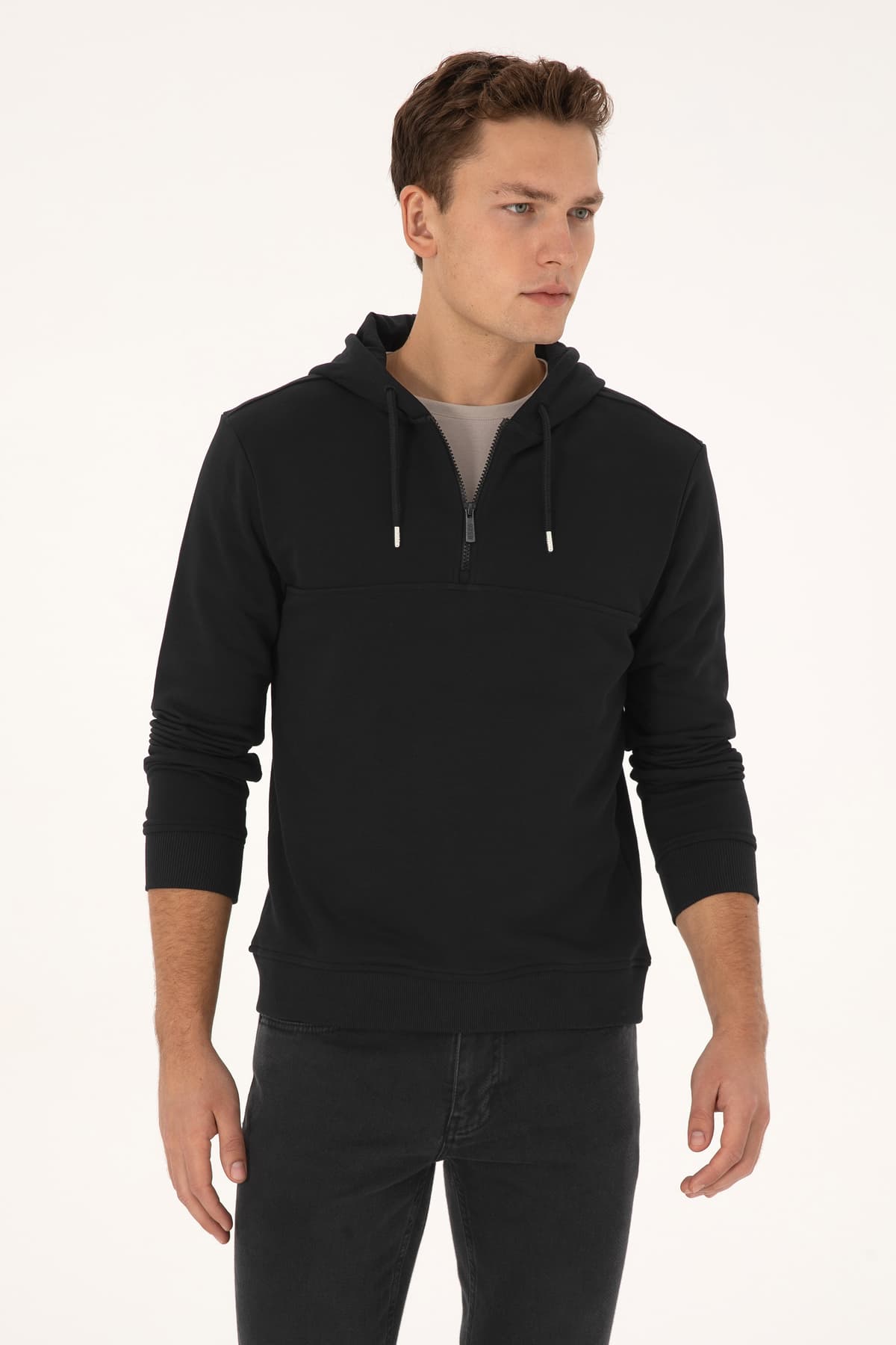 سوئیشرت مردانه U.S. Polo Assn. فیت معمولی نیم زیپ کلاهدار مشکی مدل 50316356-VR046 سوئیشرت مردانه U.S. Polo Assn. فیت معمولی نیم زیپ کلاهدار مشکی مدل 50316356-VR046