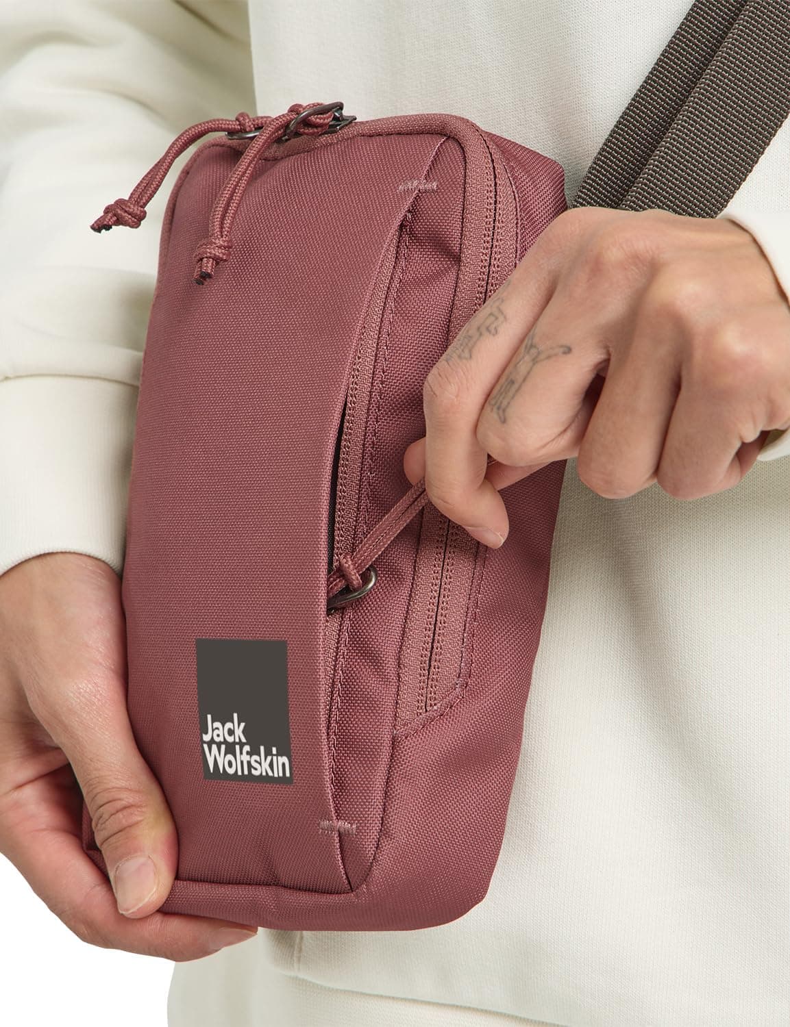 کیف دوشی یونیسکس Jack Wolfskin مدل Konya Bag کیف دوشی یونیسکس Jack Wolfskin مدل Konya Bag