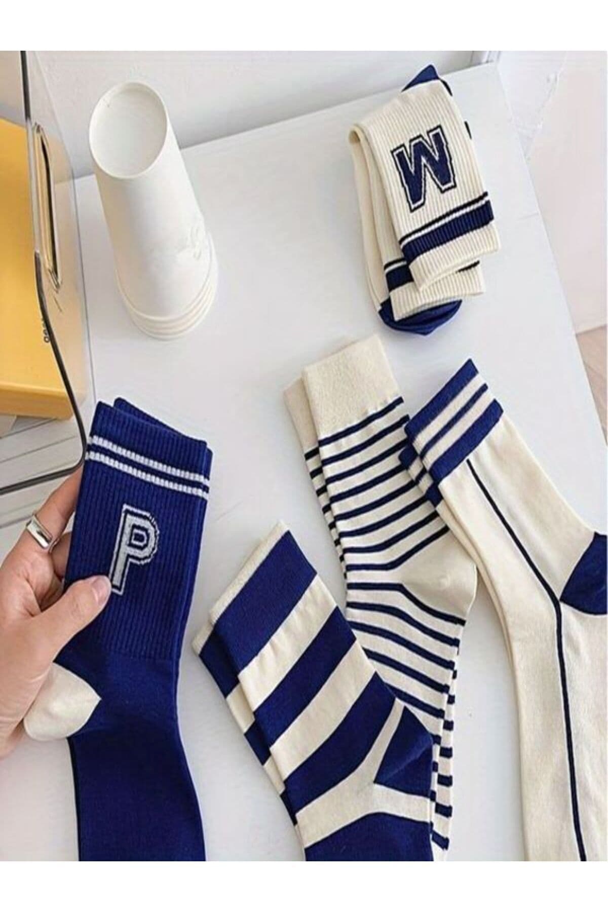 ست جوراب ساق کوتاه یونیسکس Sky Socks راه راه آبی معطر 5 عددی ست جوراب ساق کوتاه یونیسکس Sky Socks راه راه آبی معطر 5 عددی