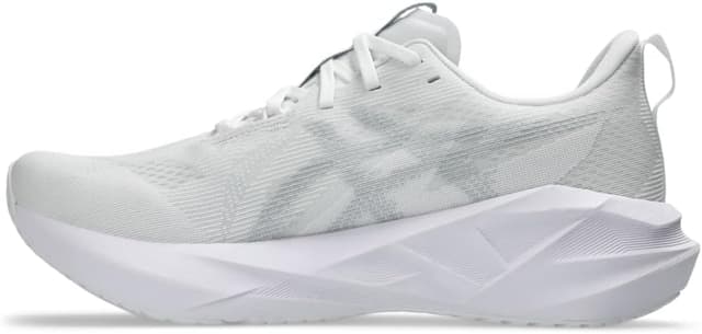 کفش کتانی مردانه ASICS مدل Novablast 5 کفش کتانی مردانه ASICS مدل Novablast 5