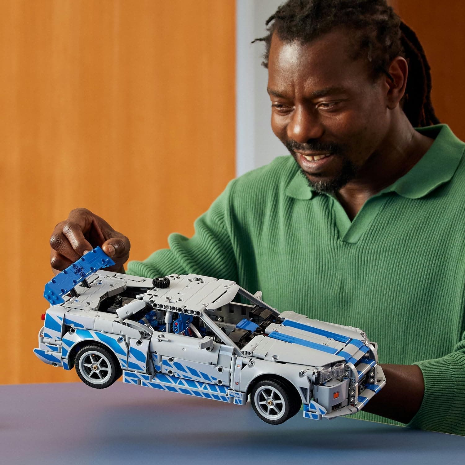لگو Technic Nissan Skyline GT-R ماشین (R34) مدل 42210 لگو Technic Nissan Skyline GT-R ماشین (R34) مدل 42210