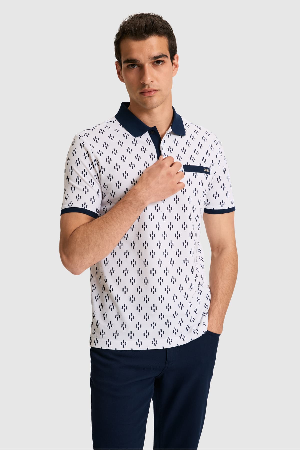 تیشرت مردانه U.S. Polo Assn. فیت معمولی یقه پولو سفید مدل 50326994-VR013 تیشرت مردانه U.S. Polo Assn. فیت معمولی یقه پولو سفید مدل 50326994-VR013