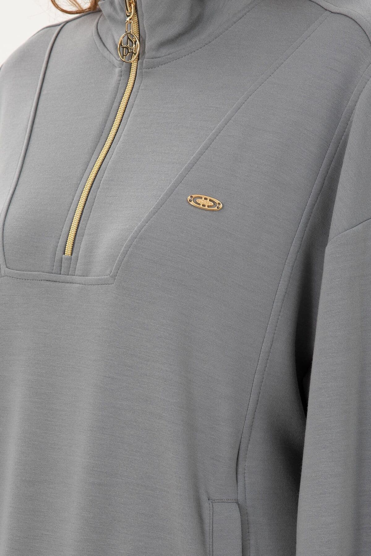 سویشرت زنانه U.S. Polo Assn. طوسی با ترکیب مودال یقه ایستاده زیپدار مدل 50298988-VR086 سویشرت زنانه U.S. Polo Assn. طوسی با ترکیب مودال یقه ایستاده زیپدار مدل 50298988-VR086