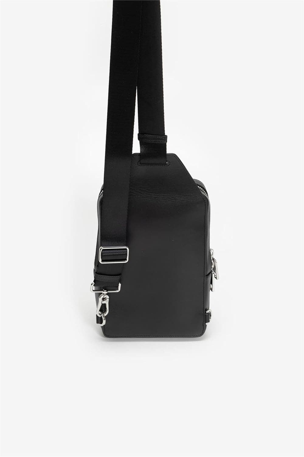 کیف رودوشی مردانه KARL LAGERFELD مشکی مدل A1M30398 سایز تک کیف رودوشی مردانه KARL LAGERFELD مشکی مدل A1M30398 سایز تک