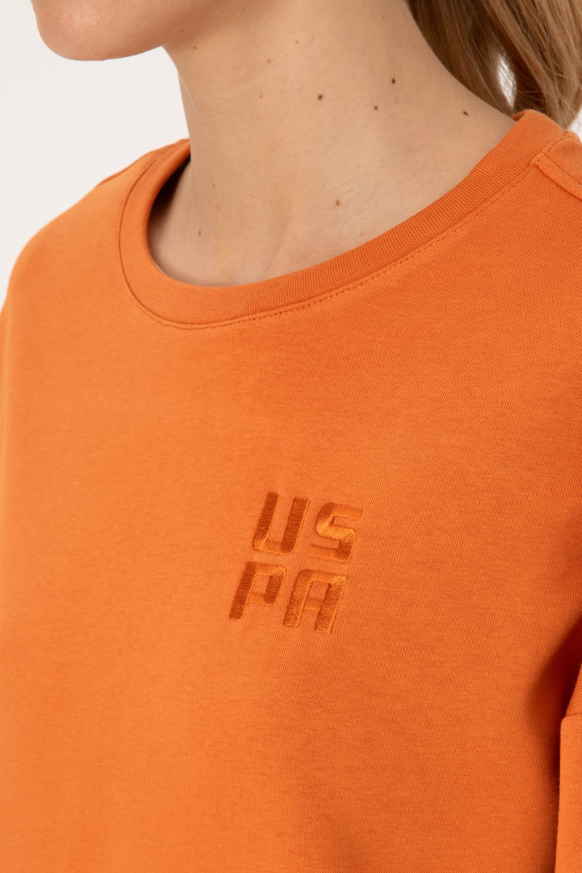 سوئیشرت زنانه U.S. Polo Assn. مسی یقه گرد ساده مدل 50313565-VR182 سوئیشرت زنانه U.S. Polo Assn. مسی یقه گرد ساده مدل 50313565-VR182